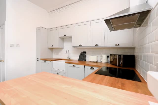 1Bedrooms, 1Bathrooms