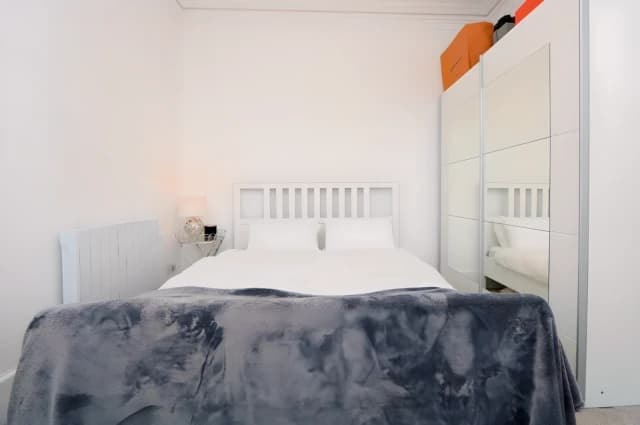 1Bedrooms, 1Bathrooms