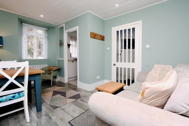 1Bedrooms, 1Bathrooms