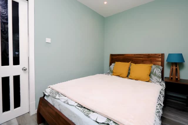 1Bedrooms, 1Bathrooms