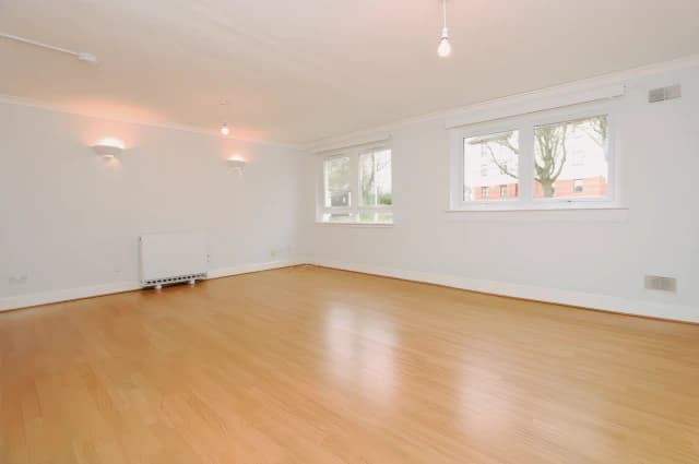 2Bedrooms, 1Bathrooms