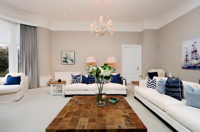 3Bedrooms, 2Bathrooms