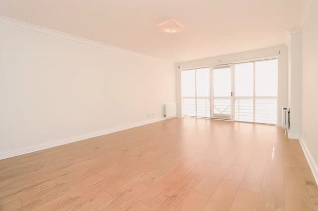 2Bedrooms, 2Bathrooms