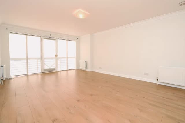 2Bedrooms, 2Bathrooms