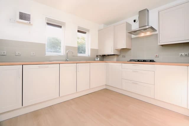 2Bedrooms, 2Bathrooms