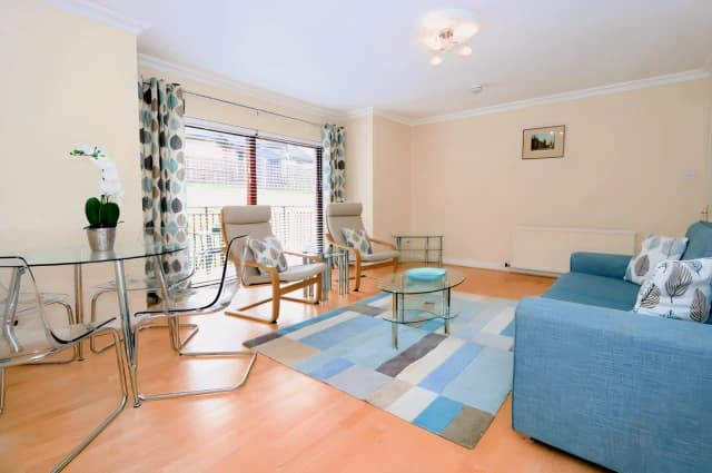 2Bedrooms, 2Bathrooms