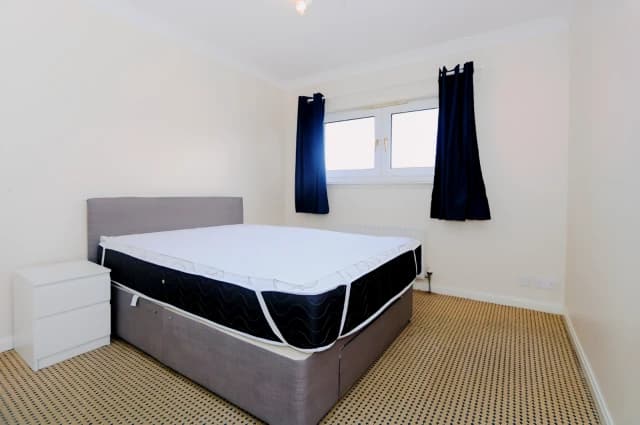 2Bedrooms, 2Bathrooms