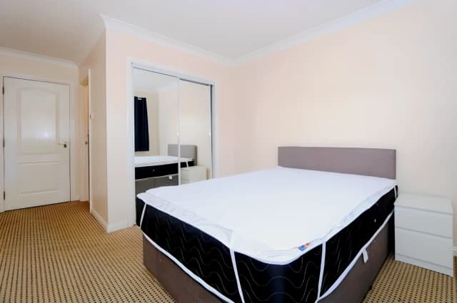 2Bedrooms, 2Bathrooms