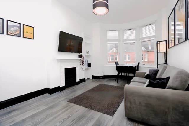 1Bedrooms, 1Bathrooms