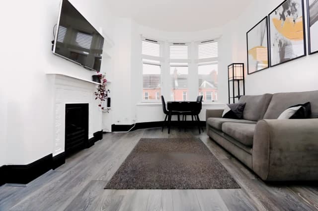 1Bedrooms, 1Bathrooms