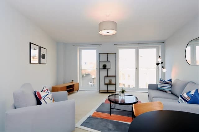 2Bedrooms, 2Bathrooms