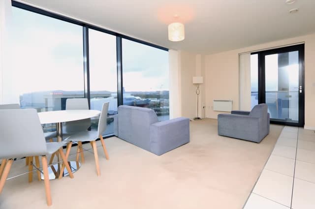 2Bedrooms, 2Bathrooms