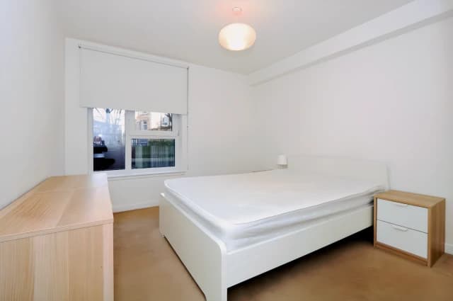 2Bedrooms, 1Bathrooms