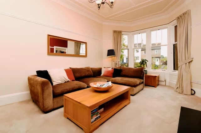 1Bedrooms, 1Bathrooms