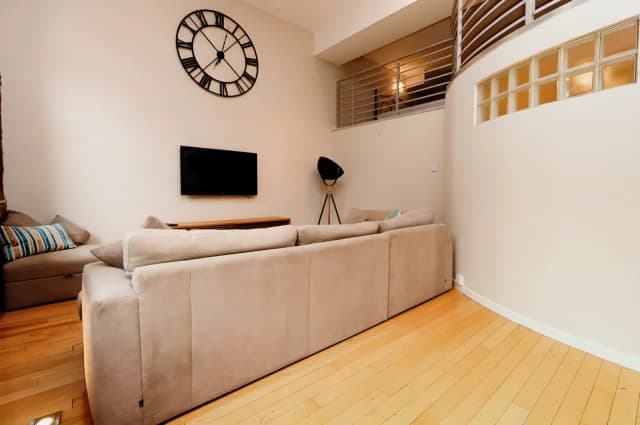 1Bedrooms, 1Bathrooms