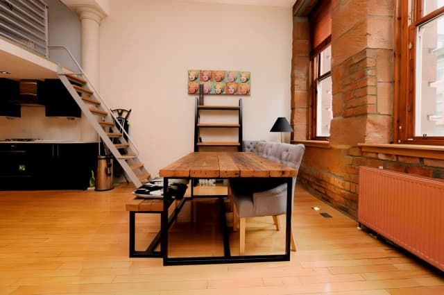 1Bedrooms, 1Bathrooms