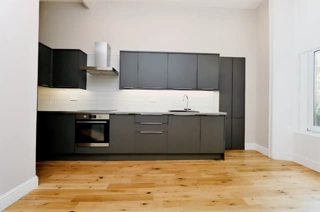 1Bedrooms, 1Bathrooms