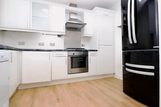 2Bedrooms, 2Bathrooms