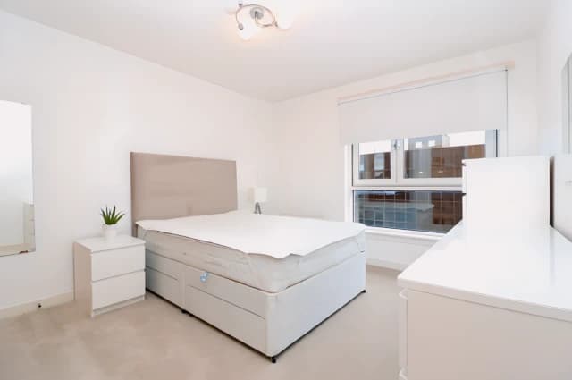 2Bedrooms, 2Bathrooms