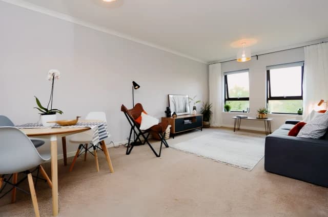 1Bedrooms, 1Bathrooms