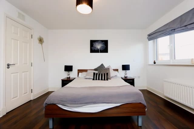 2Bedrooms, 1Bathrooms
