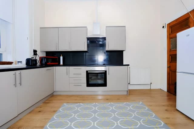 1Bedrooms, 1Bathrooms