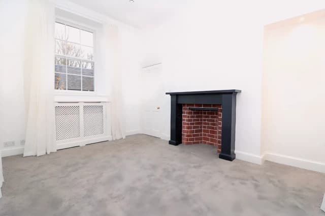 2Bedrooms, 1Bathrooms