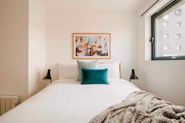 2 Bed Apartment