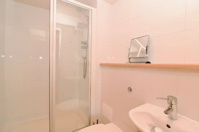 2Bedrooms, 2Bathrooms