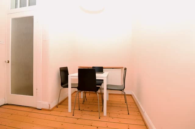 1Bedrooms, 1Bathrooms