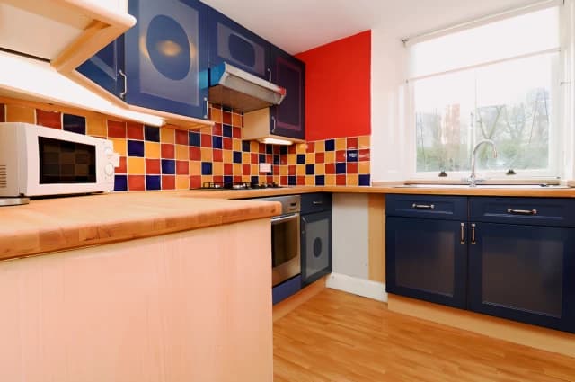 2Bedrooms, 1Bathrooms