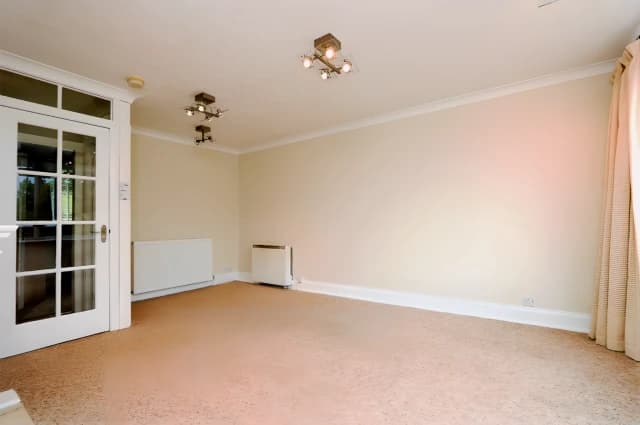 3Bedrooms, 1Bathrooms