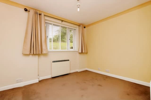 3Bedrooms, 1Bathrooms