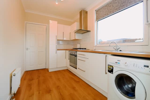 1Bedrooms, 1Bathrooms
