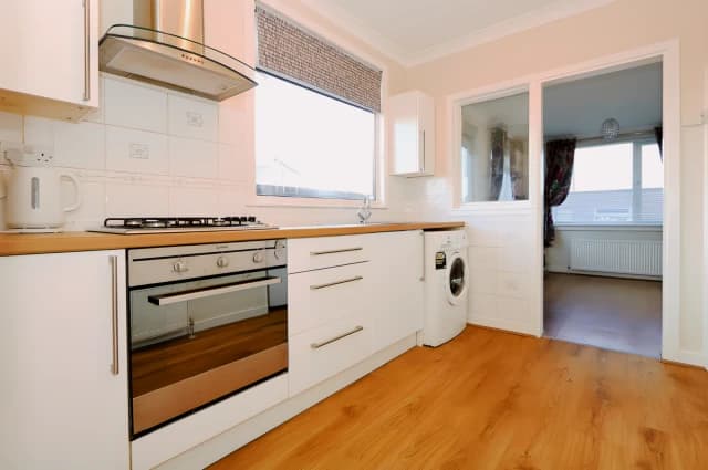 1Bedrooms, 1Bathrooms