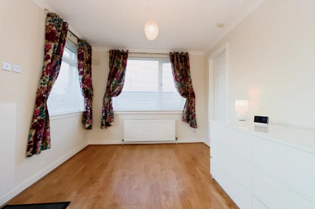 1Bedrooms, 1Bathrooms