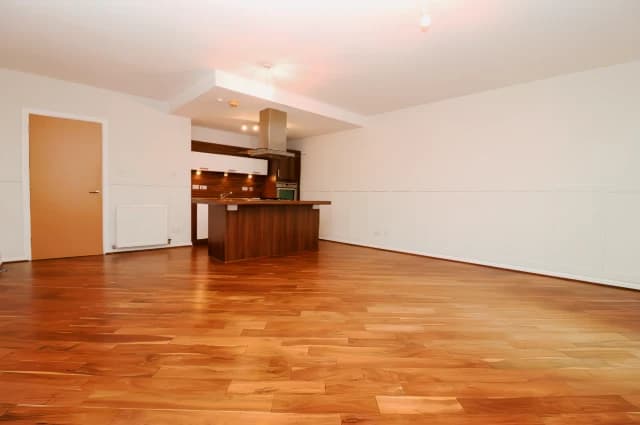 2Bedrooms, 2Bathrooms