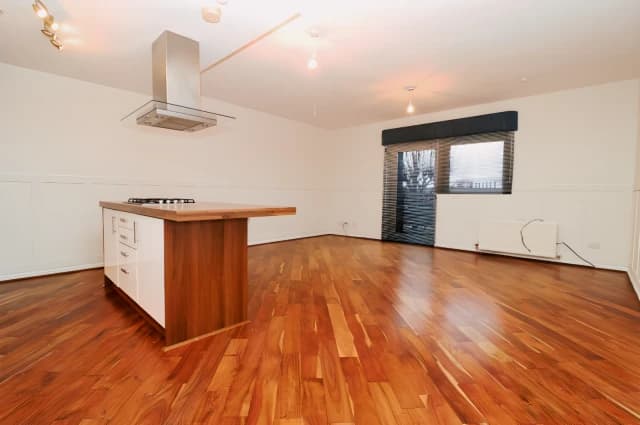2Bedrooms, 2Bathrooms