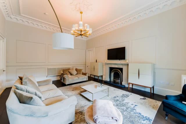 4Bedrooms, 4Bathrooms