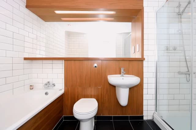 2Bedrooms, 1Bathrooms