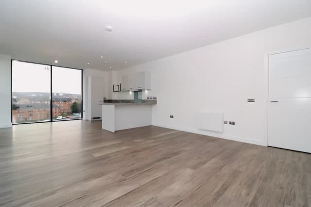 2Bedrooms, 2Bathrooms