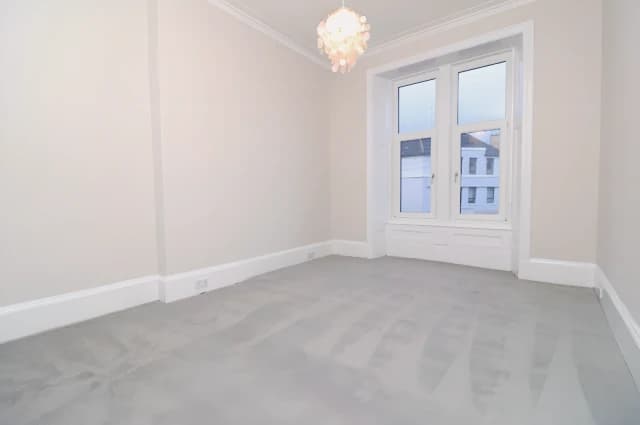 2Bedrooms, 1Bathrooms
