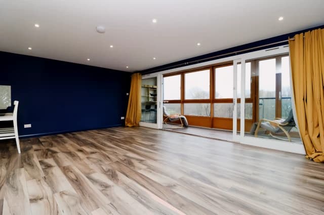 2Bedrooms, 3Bathrooms