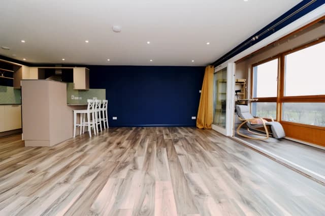 2Bedrooms, 3Bathrooms