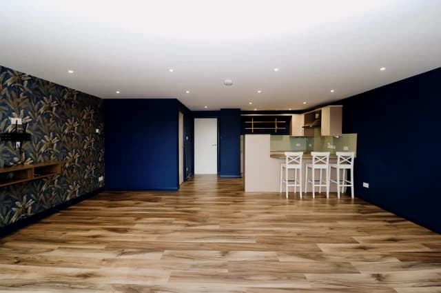 2Bedrooms, 3Bathrooms