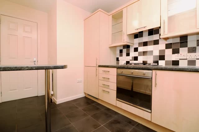 2Bedrooms, 2Bathrooms