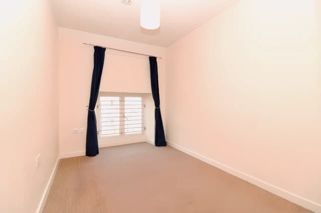 2Bedrooms, 2Bathrooms