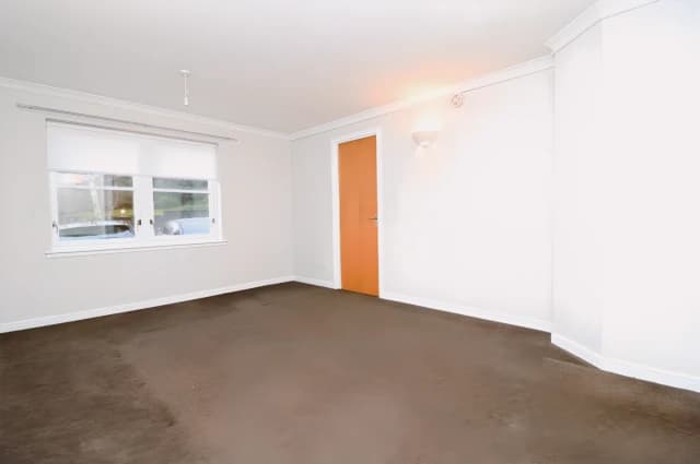 2Bedrooms, 1Bathrooms