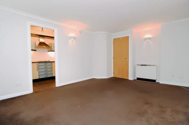 2Bedrooms, 1Bathrooms