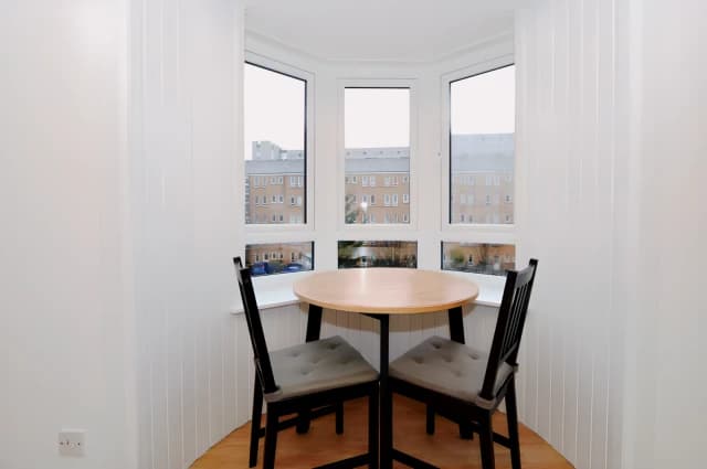 1Bedrooms, 1Bathrooms